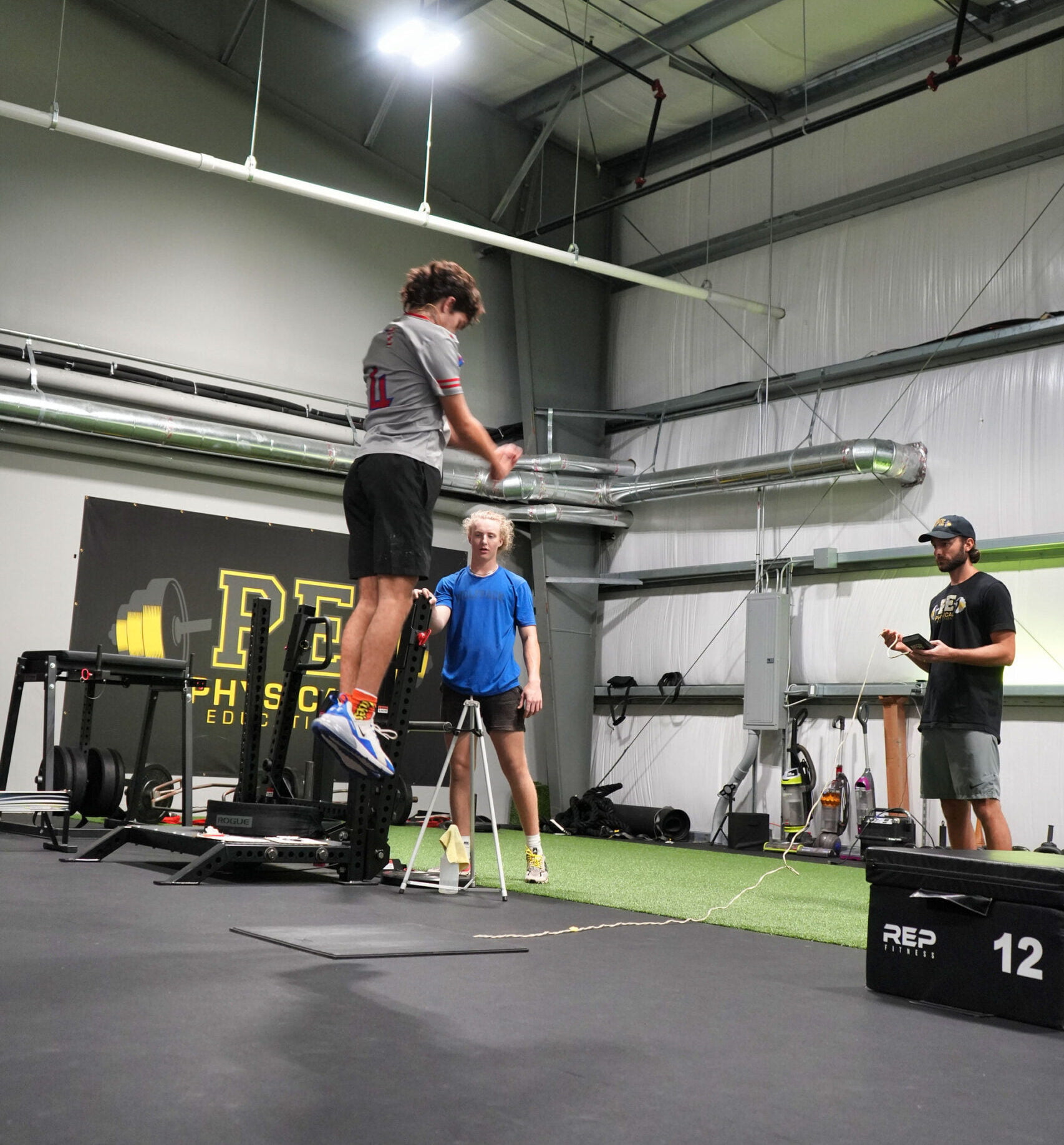 Trainings involving jumping in the gym